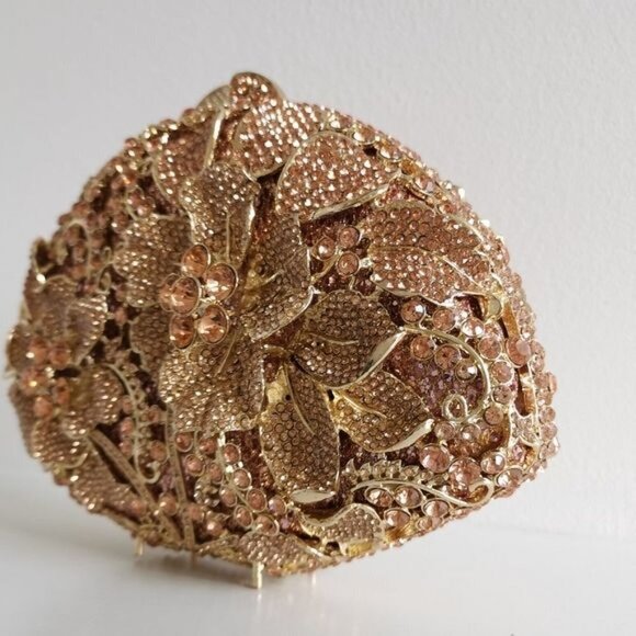 Exquisite Crystal Anemone Garden clutch evening purse in rose gold tone - Picture 3 of 9